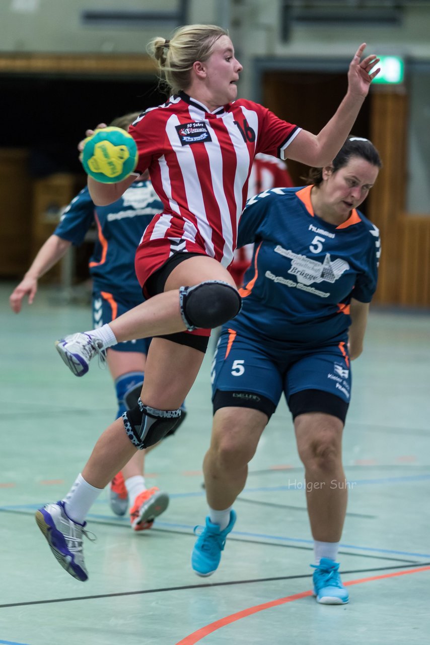 Bild 312 - Frauen Bramstedter TS - TSV Wattenbek 2 : Ergebnis: 20:24